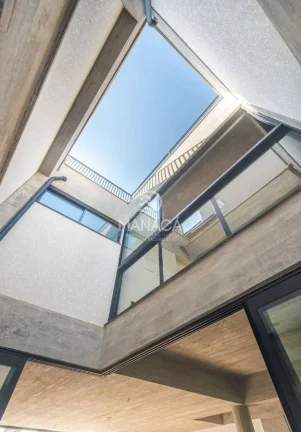 Imagem Triplex alto padrão arquitetura moderna