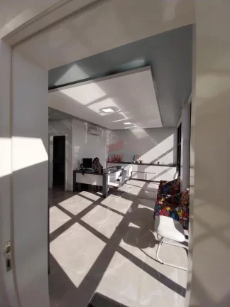 Imagem CONJUNTO/SALA COMERCIAL à venda com 384m² por R$ 1.800.000,00 no bairro Vargem Grande - PINHAIS / PR