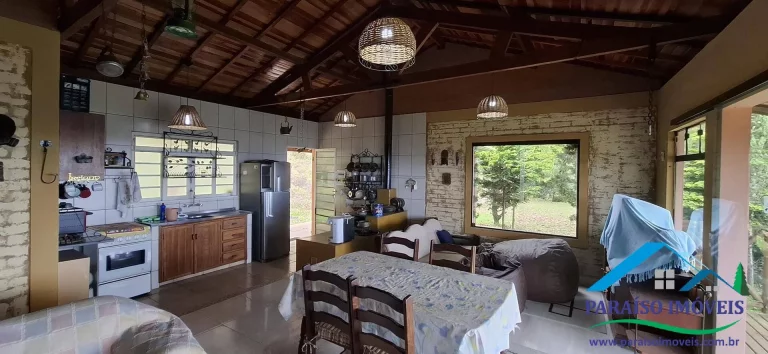 Imagem Refúgio nas Montanhas: Chácara dos Sonhos no Bairro dos Venâncios