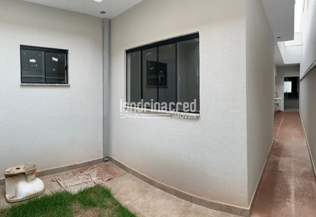 Imagem Casa à venda com 3 Quartos, sendo 1 Suite, 128.48M², Coliseu, Londrina - PR, 1 vaga, 2 banheiros, nova