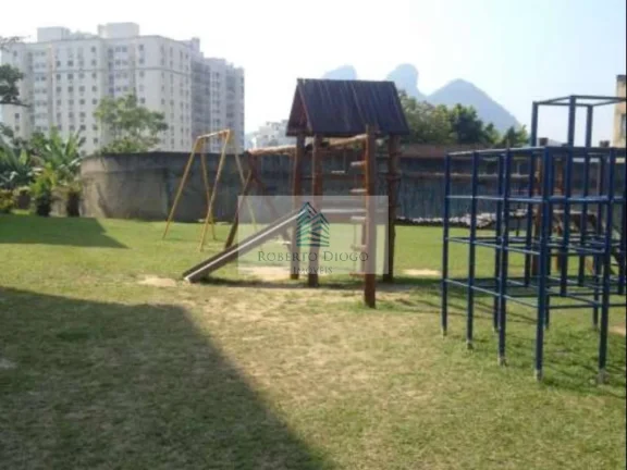 Imagem Apartamento à venda no Camorim, Rio de Janeiro-RJ: 2 quartos, 1 sala, 1 banheiro, 1 vaga, 52m². Confira!