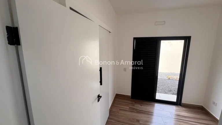 Imagem Casa térrea recém-construída, moderna e pronta para morar, localizada em um dos bairros da cidade...