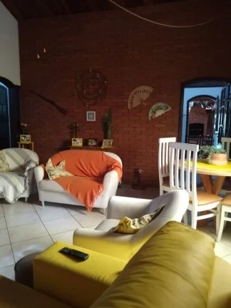 Imagem Chácara de Luxo à Venda em Alumínio-SP, Bairro Oncinha: 4 Quartos, 2 Suítes, 600m² de Área