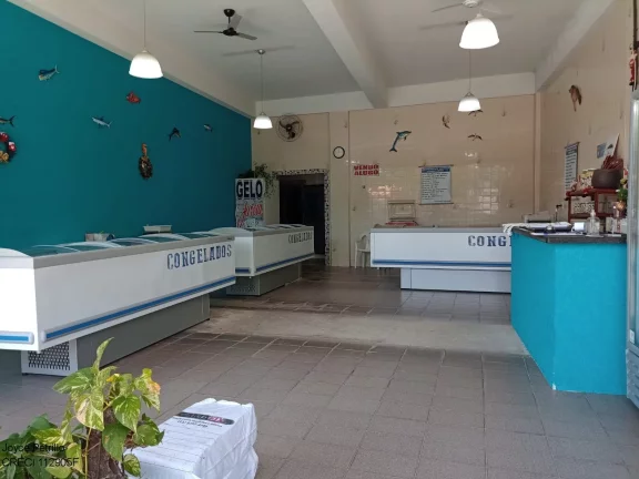 Imagem Oportunidade Única de Investimento! Salão Comercial + Apartamento Residencial à Venda em Peruíbe. Bem Pertinho do Mar.
