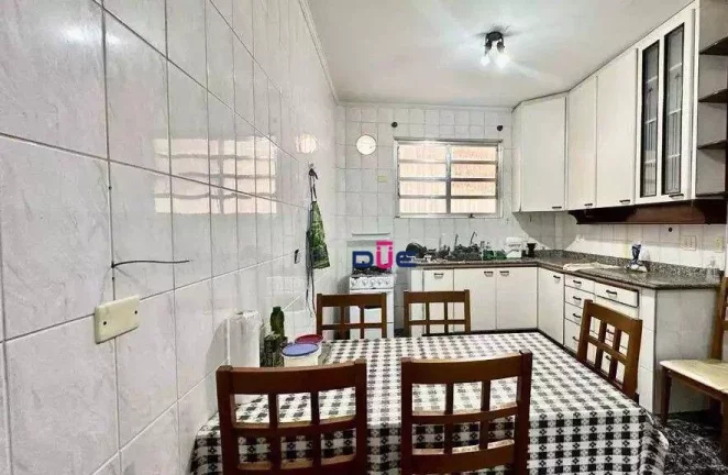 Imagem Sobrado com 3 dormitórios à venda, 206 m² por R$ 1.060.000 - Embaré - Santos/SP