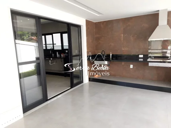 Casa com 4 dormitórios à venda, 400 m² por R$ 1.600.000,00 - Green Valleiy - Teresópolis/RJ