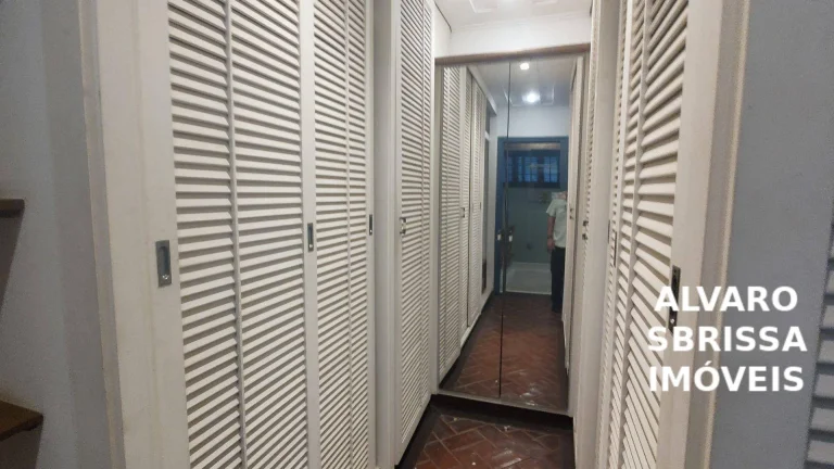 Imagem Sitio a venda em Itu SP com 4,7 alqueires ou 113.740 m², casa sede com 6 suítes, piscina e dois lagos maravilhosos, venha conhecer pessoalmente.