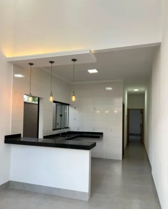 Imagem Casa 2/4 C Suite No Setor Barcelos Em Trindade