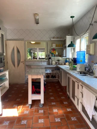 Imagem Casa de condomínio à venda na praia do Lázaro em Ubatuba!