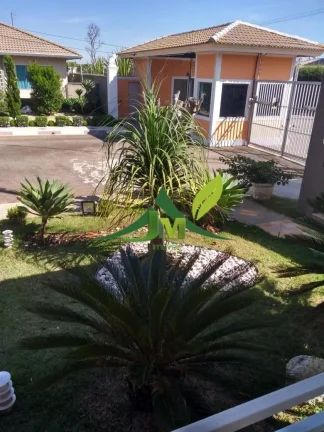 Imagem Residência Exclusiva em Condomínio Fechado - Viva o Conforto e a Elegância
