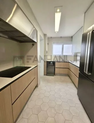 Imagem Apartamento Mobiliado na Vila Nova Conceição com 3 Suítes e 3 Vagas de Garagem - São Paulo-SP