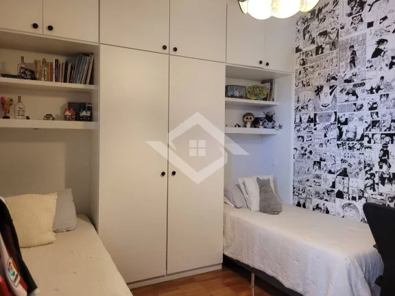 Imagem Apartamento de 4 Quartos à Venda em Copacabana – Conforto e Localização