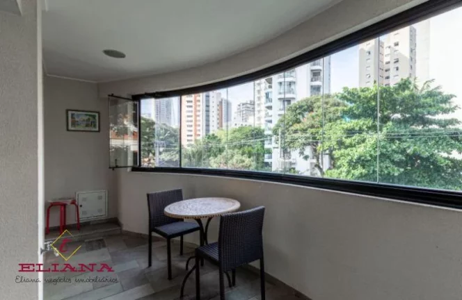 Imagem Apartamento de luxo com 3 quartos, 140m², à venda em São Paulo, Moema