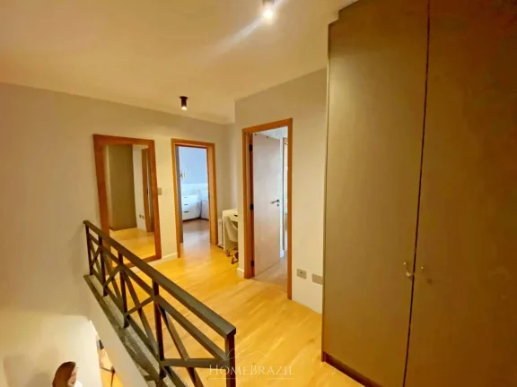 Imagem Apartamento Duplex à Venda no Village de Lacoline – Avenida Principal de Campos do Jordão