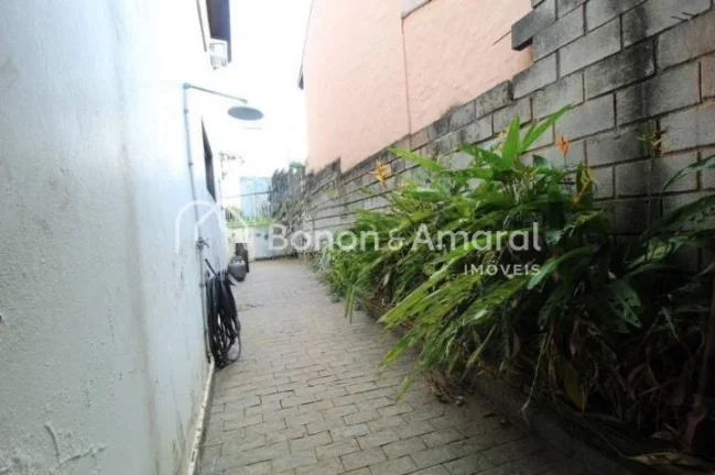 Imagem Excelente casa avarandada para venda, no Loteamento Caminhos de San Conrado com 455 m² área total,...