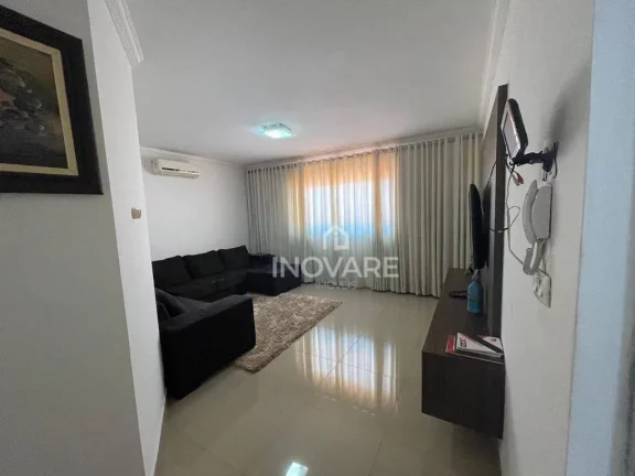 Imagem Casa com 4 dormitórios à venda por R$ 750.000,00 - Jardim América - Itumbiara/GO