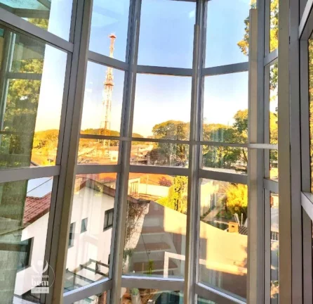 Imagem Casa com 751m², 4 suítes, piscina, 10 vagas de garagem à venda por R$ 4.000.000 - Jardim Social - Curitiba/PR