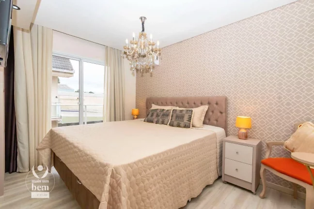 Imagem Sobrado em CONDOMÍNIO FECHADO com 3 Suítes, 2 Vagas, Área Gourmet à venda, 160 m² por R$ 869.900 - Xaxim - Curitiba/PR