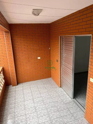 Imagem Sobrado com 3 dormitórios à venda, 298 m² por R$ 500.000,00 - Jardim Adriana - Guarulhos/SP