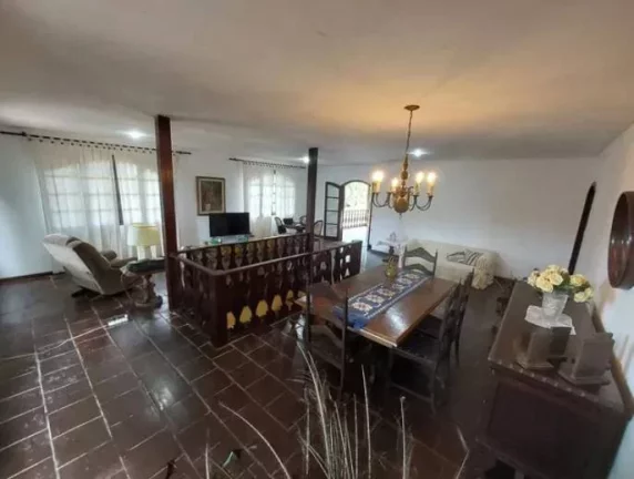 Imagem Casa à venda em Maricá, Condado de Maricá, com 3 quartos, 230m2