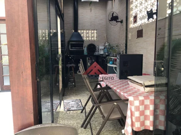 Imagem Casa com 2 dormitórios à venda, 195 m² por R$ 450.000,00 - Tribobó - São Gonçalo/RJ