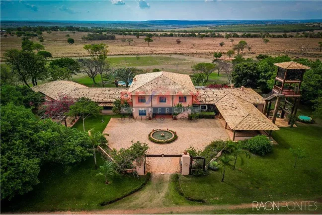 Imagem Fazenda à Venda, 45.340.000 m² em Centro - Figueirão - Figueirão