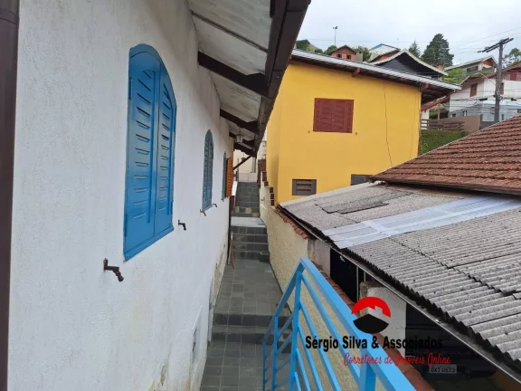 Imagem Casa a Venda na Região do Jaguaribe em Campos do Jordão-SP.