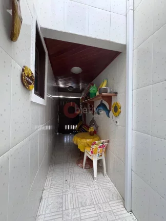 Imagem Casa em condomínio, com 2 suítes, 110 m², Portinho - Cabo Frio