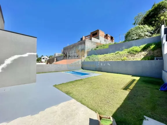 Imagem Casa em Condomínio a Venda no bairro Granja Viana - Cotia, SP