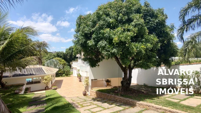 Imagem Casa com piscina, área gourmet e grande quintal. Estuda permuta com imóvel comercial. 395 m². Condomínio Zuleika Jabour Salto/SP