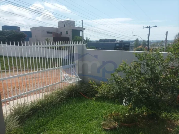 Imagem Casa de alto padrão á venda com 4 suites no bairro Centenário em Torres/RS