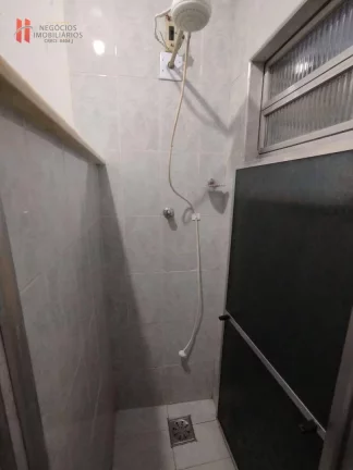 Imagem CASA AMPLA com 2 quartos para alugar na Vila Meriti em Duque de Caxias/RJ