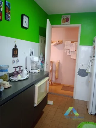 Imagem APARTAMENTO À VENDA COM 3 DORMITÓRIOS E 2 BANHEIROS NA VILA DAS MERCÊS