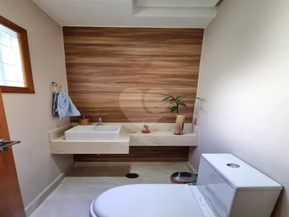 Imagem Casa à venda com 3 quartos, sendo 3 suítes, em Vila Sônia, São Paulo - SP
