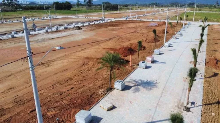 Imagem Terreno com 200m² no Bairro Sertão do Trombudo na Cidade de Itapema/SC