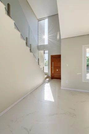 Imagem Sobrado de 3 quartos sendo 1 suíte com acabamento de alto padrão e localização Excelente