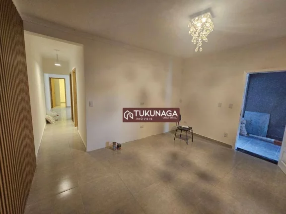 Imagem Casa com 2 quartos para alugar, 80 m² por R$ 1.700/mês - Vila Galvão - Guarulhos/SP