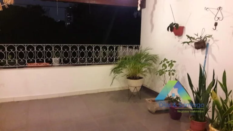 Imagem Sobrado ACLIMAÇÃO 204 metros, 3 dormitórios, sala 2 ambientes, 2 vagas.