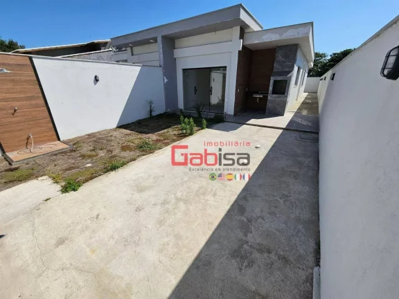 Imagem Casa com 3 dormitórios à venda, 175 m² por R$ 400.000,00 - Caminho de Búzios - Cabo Frio/RJ