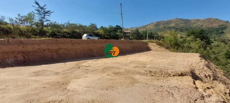 Imagem Terreno para Venda em São Roque, Saboo