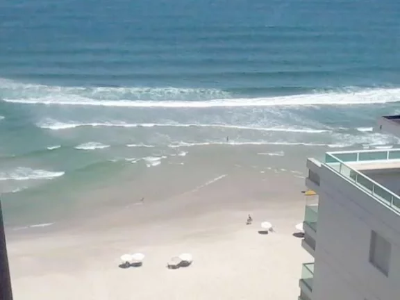 Imagem Astúrias - Prédio frente ao mar - Lazer total - Garagem - Amplo terraço - Linda vista ao mar - Preço imperdível !