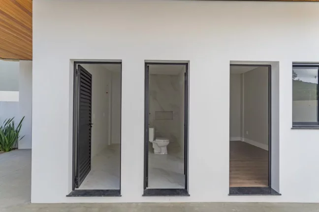 Imagem Casa em Condomínio para Venda em Camboriú / SC no bairro Santa Regina