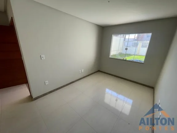 Imagem Casa Duplex com 3 Quartos à Venda em Itapebussu - Guarapari/ES