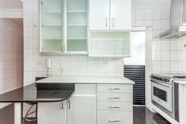 Imagem Lindo apartamento em Perdizes. São 144 m2 de área privativa. Ambientes amplos, arejado e repleto d...