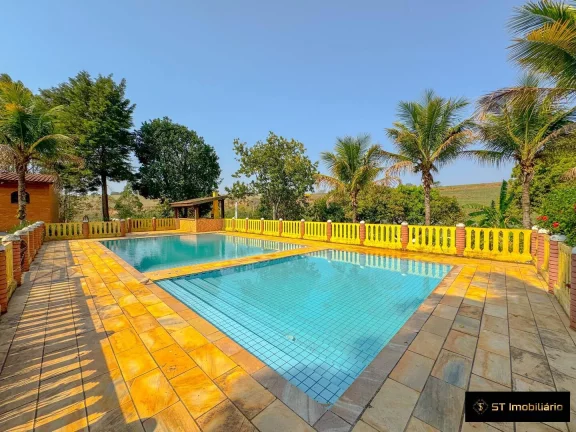 Imagem Chácara à venda em Atibaia/SP - 6.500m² com Lago, por R$1.350.000!