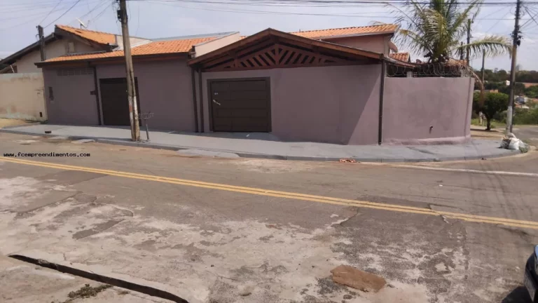 Imagem Casa para Venda em Limeira, Jardim Ibirapuera, 4 dormitórios, 2 banheiros, 2 vagas