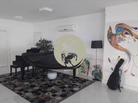 Imagem Apartamento a venda de frente pro mar de alto padrão em Santos com lazer!!!