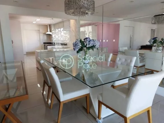 Imagem Apartamento impecável. São 170² de área privativa, 4 dormitórios ( 3 suítes) e 4 vagas na gara...