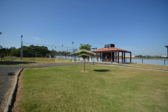 Imagem Terreno à venda em condomínio em Paulínia, 300 m2, plano, ótima localização. Aguardando a construção de sua casa.Lazer e segurança!