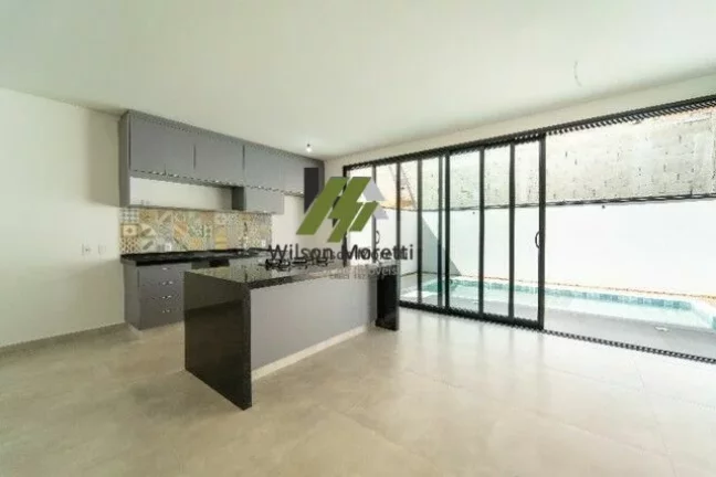 Imagem LINDA CASA EM EXCELENTE LOCALIZAÇÃO